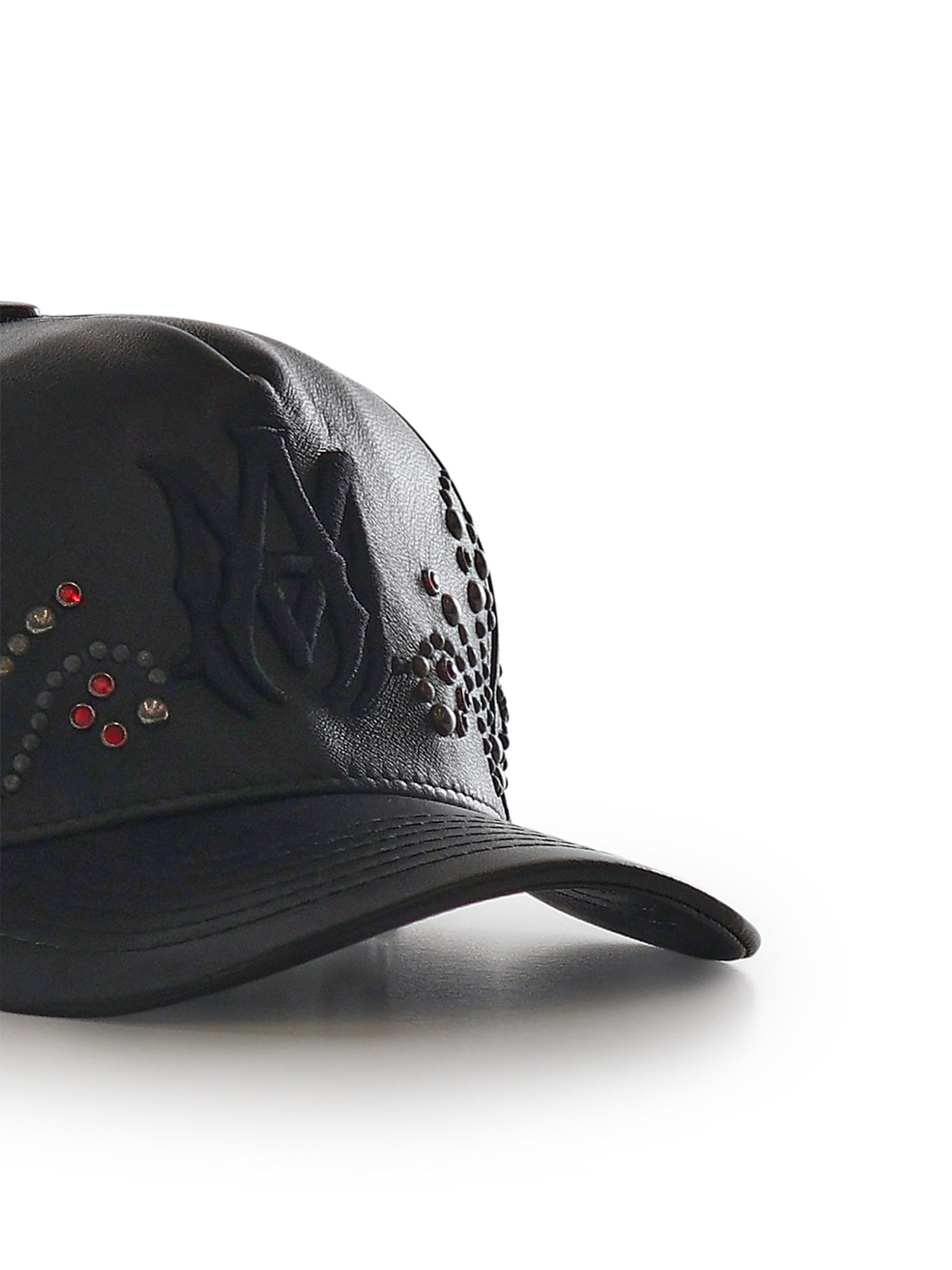 Cappello in pelle con cristalli e logo AMSAHE1019 001 AMIRI 
