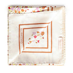 Foulard in seta con stampa E7UYE380101 M18 COCCINELLE 