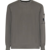 Maglione in cotone crepe con logo<BR/> 20CMKN105A 006323O921 C.P. COMPANY 