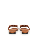 Slide Baguette in pelle 8R8136 AE7TF1C4R FENDI 