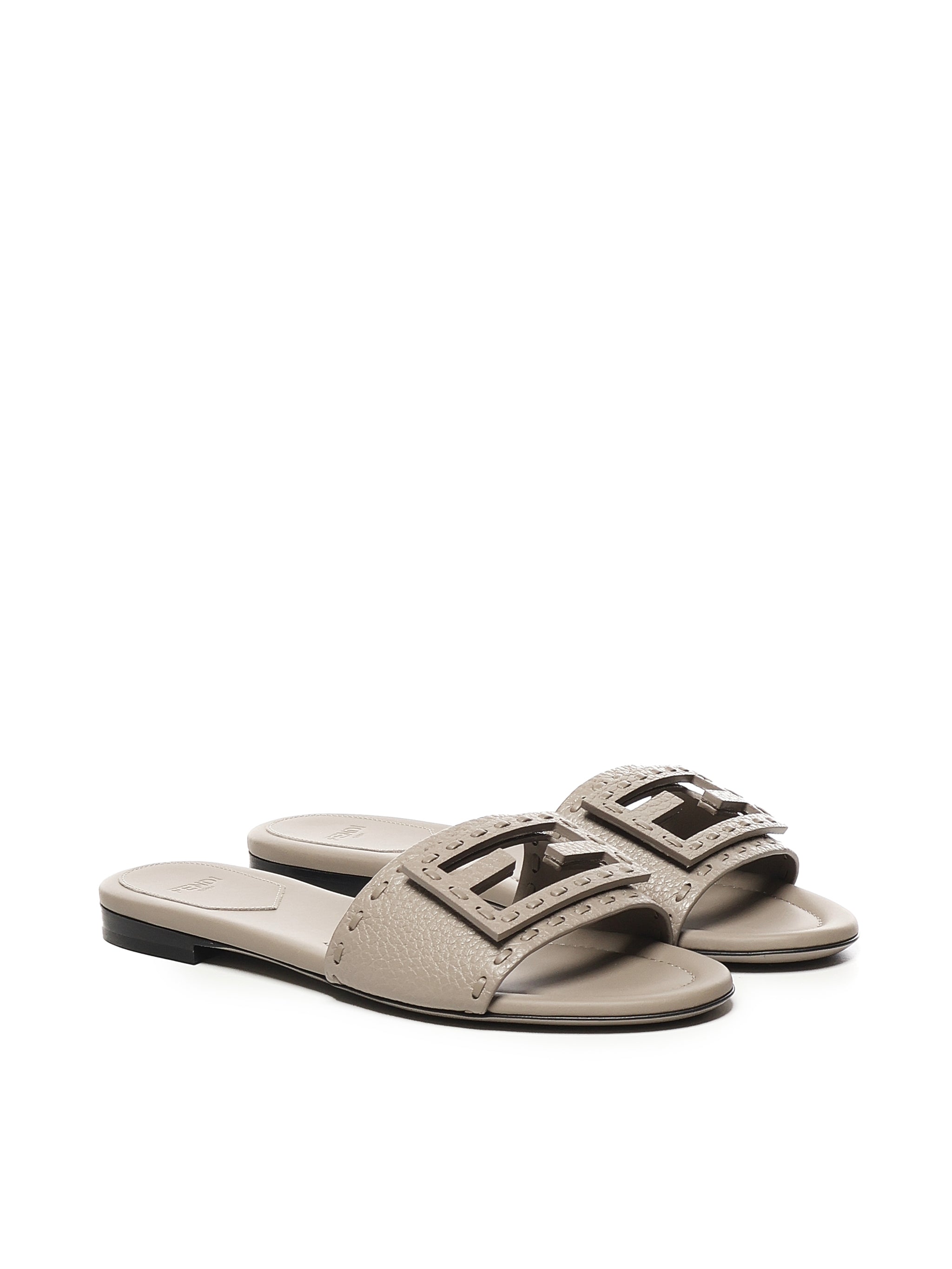 Slide Baguette in pelle 8R8136 AQY2F1MXM FENDI 