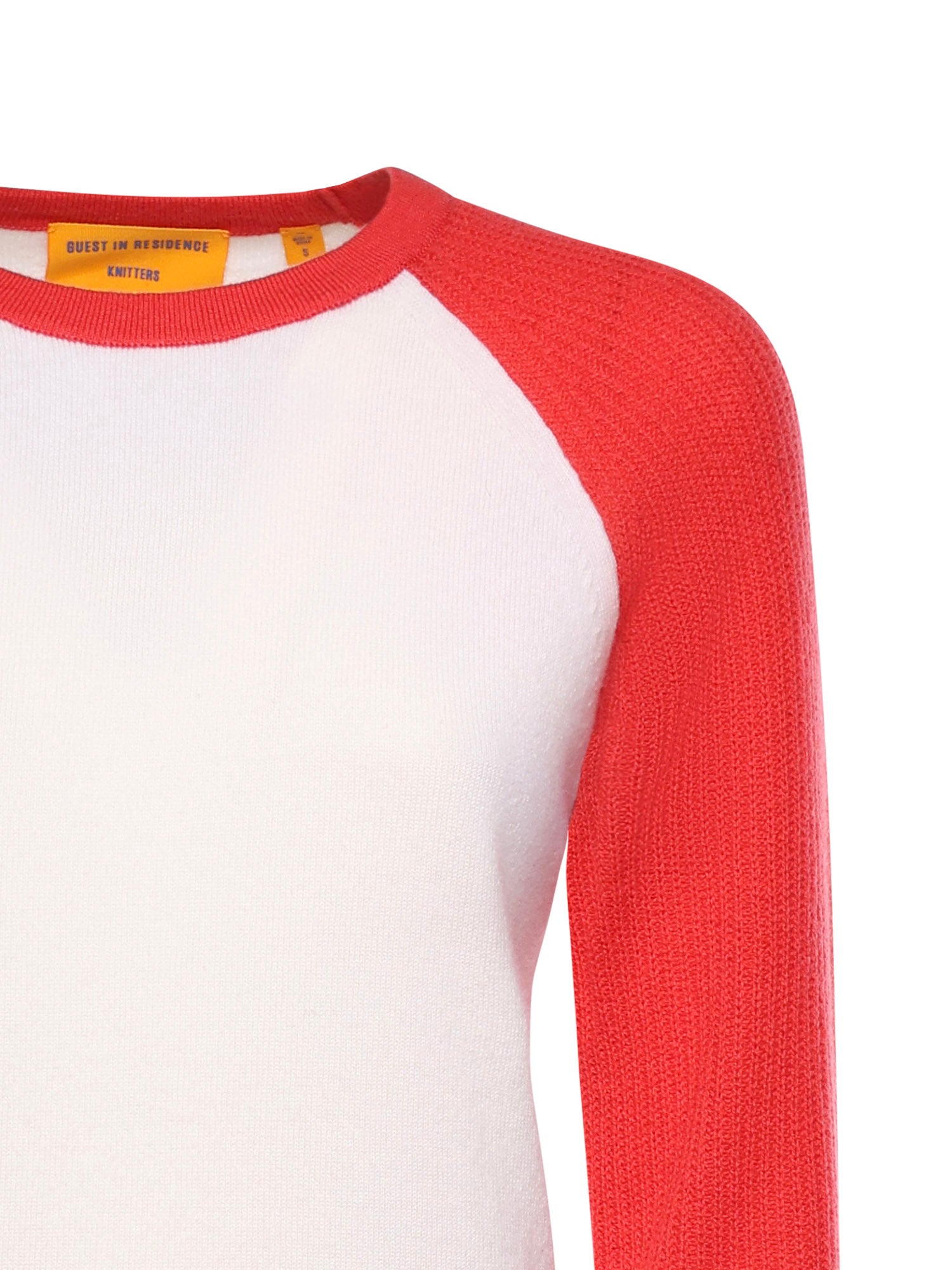 Baseball tee in cashmere W40610JL CREAM/SCARLET GUEST IN RESIDENCE 