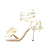 Sandali con applicazioni floreali 526423  MAGDA BUTRYM 