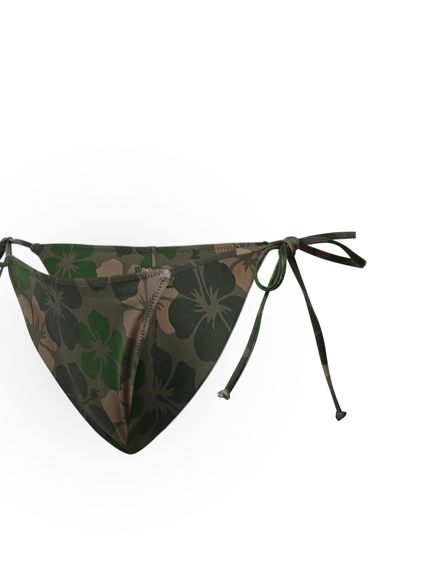 Bikini triangolo con fantasia camouflage MALE002 03189L MC2 SAINT BARTH 