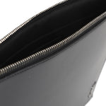 Porta tablet con logo in pelle 683827 1JB0E1000 SAINT LAURENT 