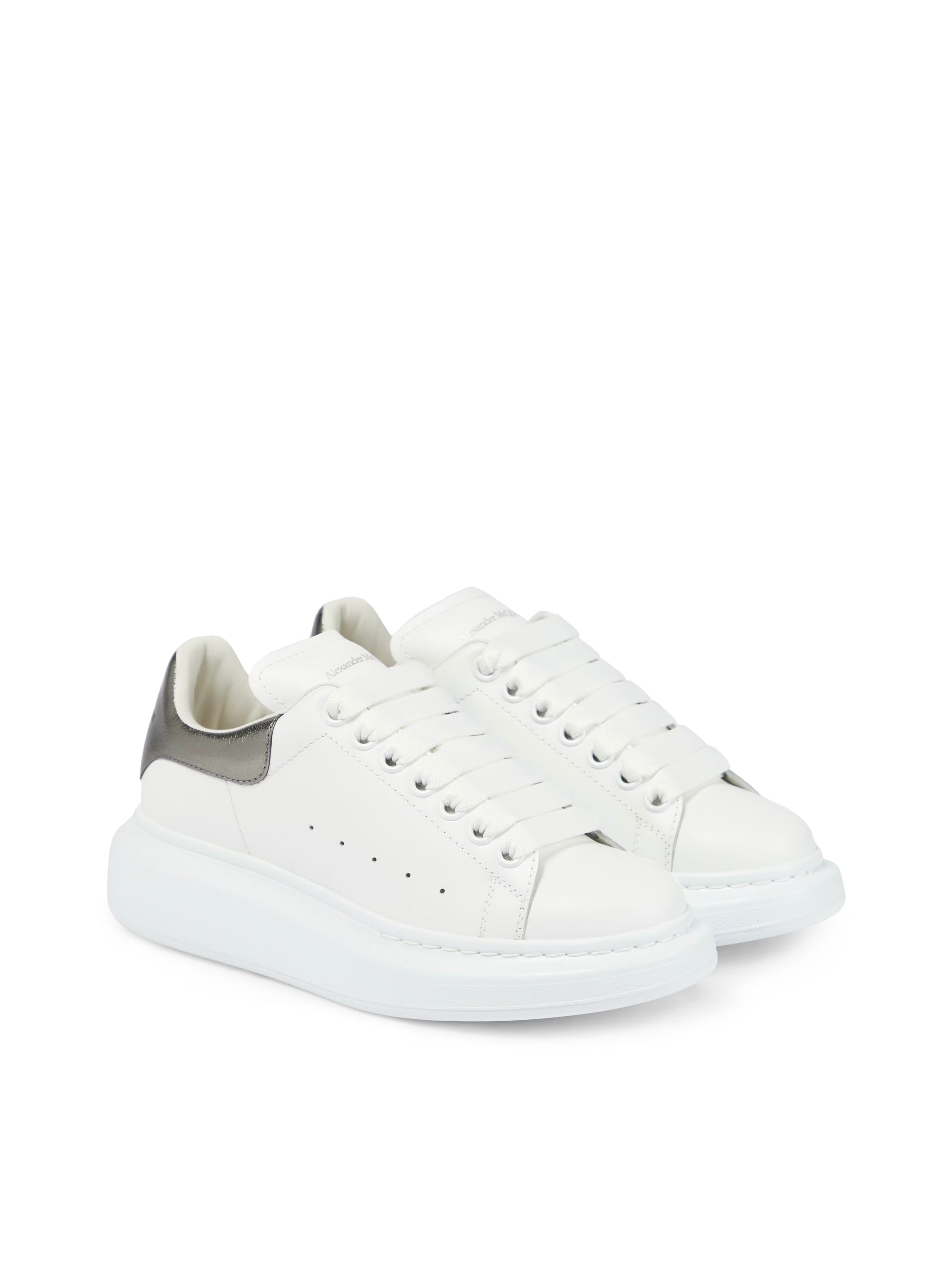 Sneakers oversize in pelle con talloncino a contrasto 553770 WHFBU9042 ALEXANDER McQUEEN 