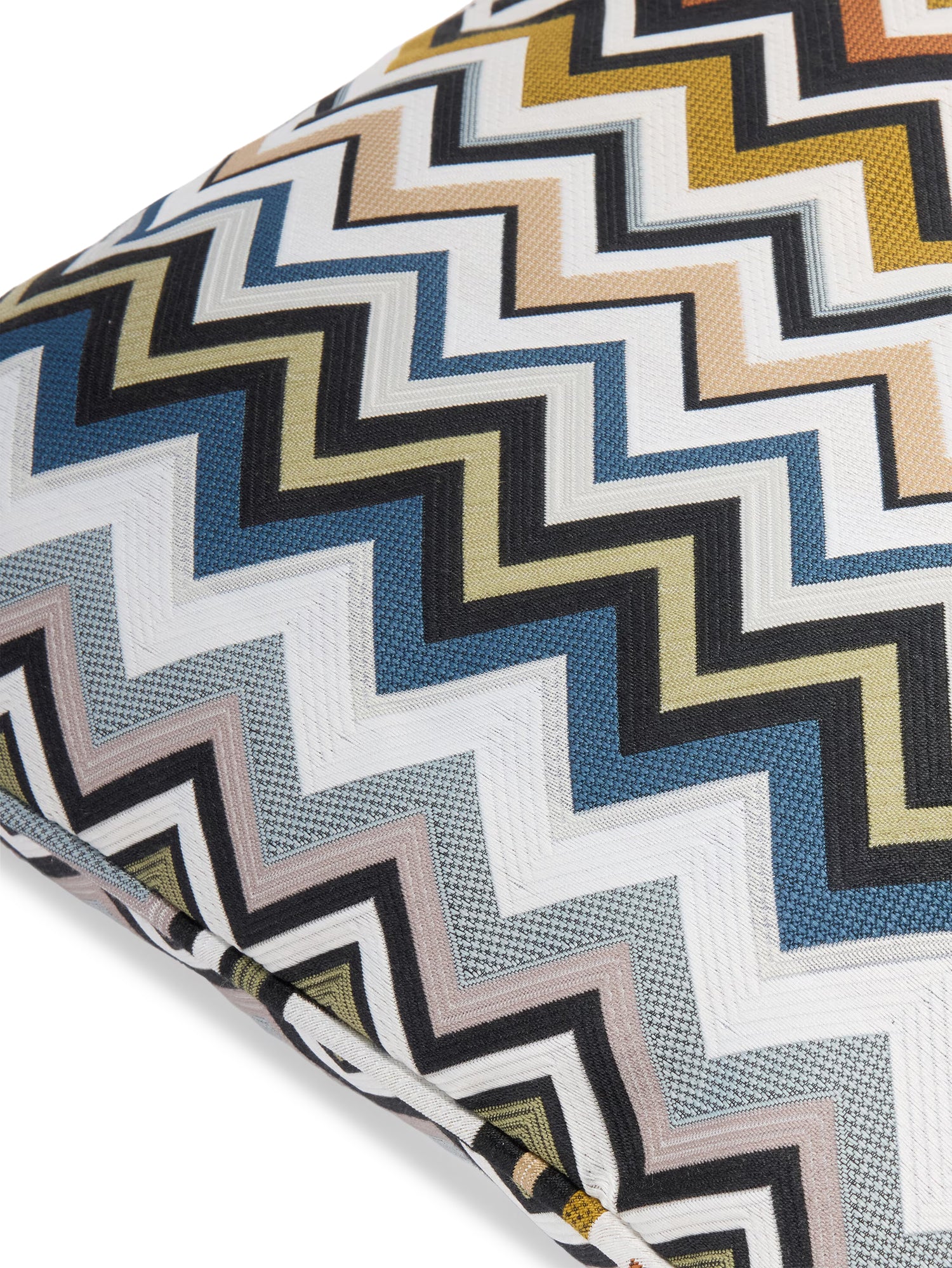 Cuscino Belfast motivo zig zag 1F4CU00724 150 MISSONI HOME 