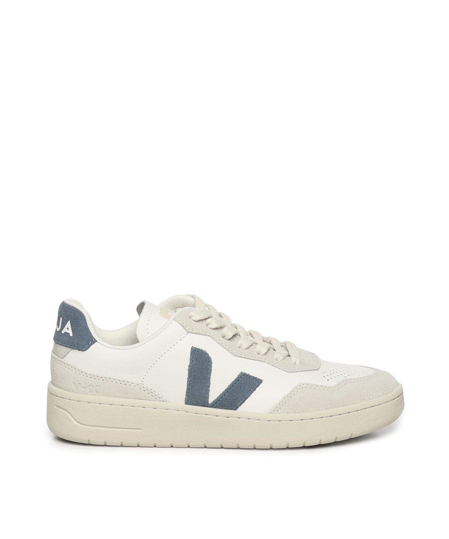 Sneakers V-90 VD2003845  VEJA 