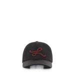 Cappello con applicazione L in cotone K820358XAJ 1100 LOEWE 