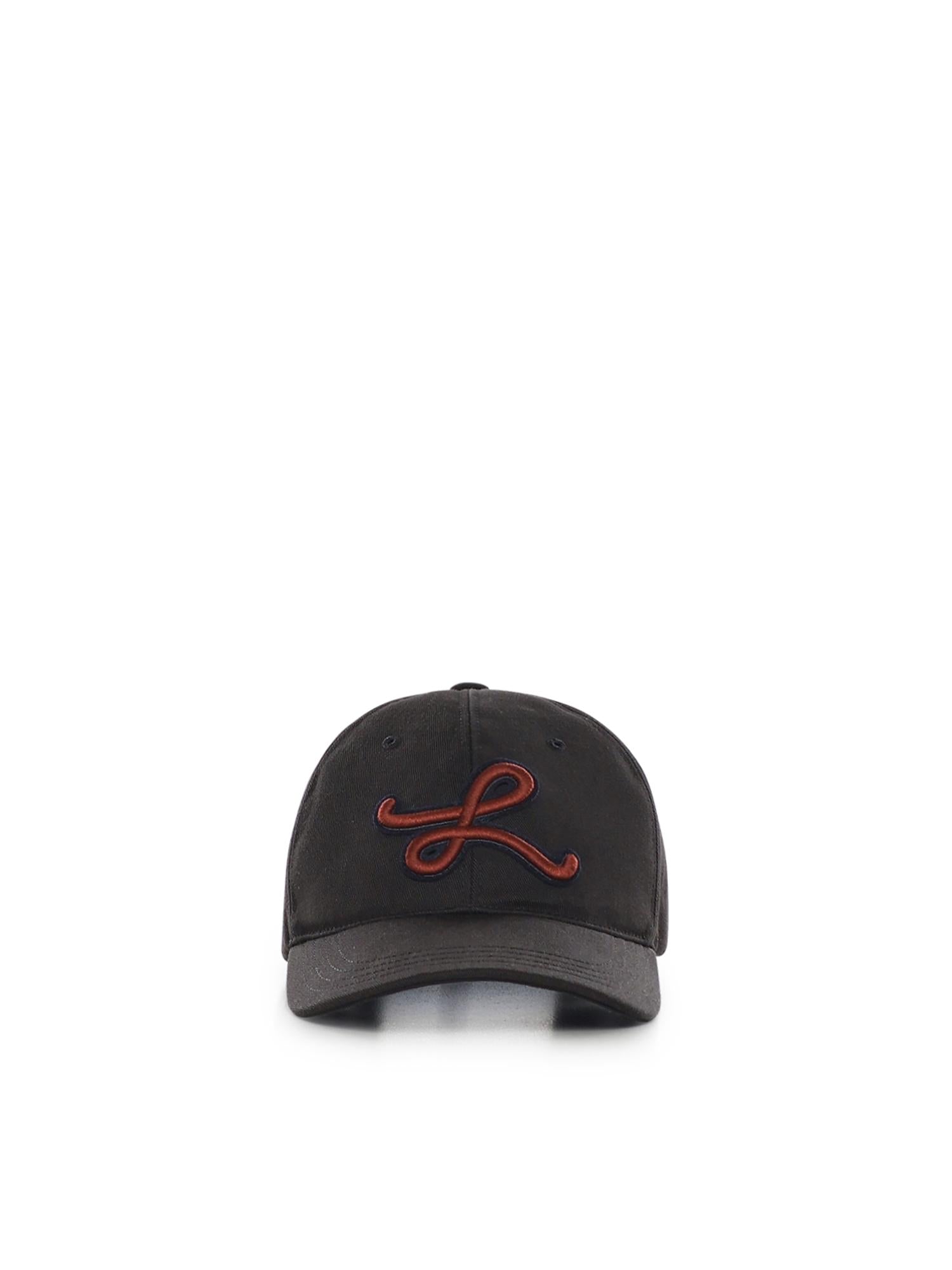 Cappello con applicazione L in cotone K820358XAJ 1100 LOEWE 