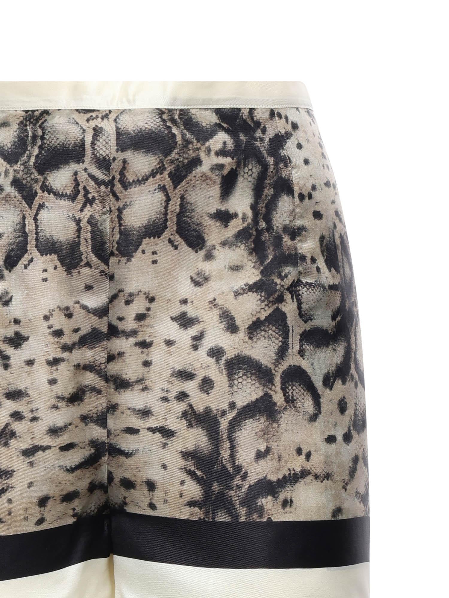 Short pantapareo con stampa paisley 106733 A38HCZ5 PINKO 