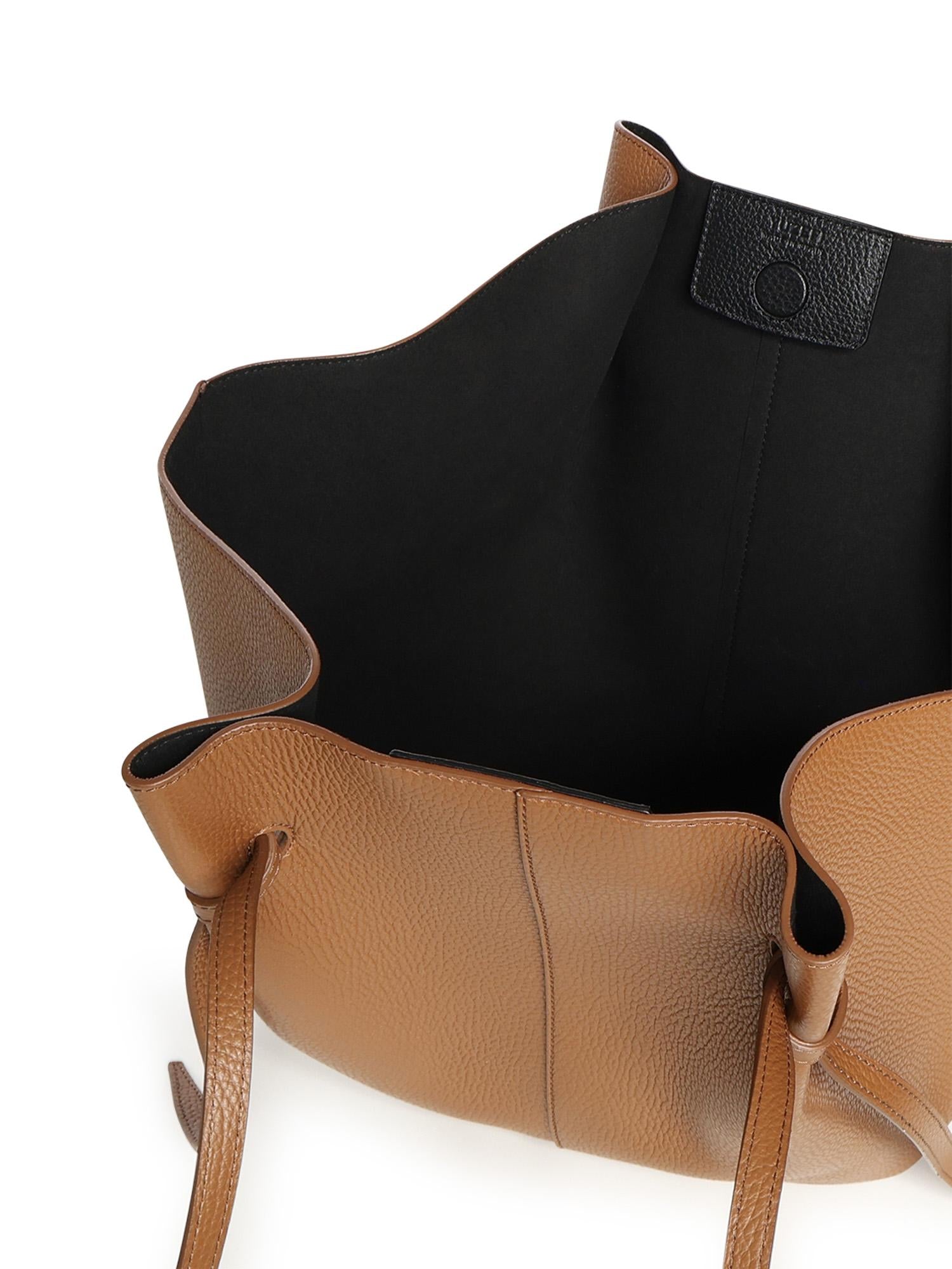 Borsa Mochi in pelle LARGE MOCHI PEBBLE GRAIN LEATHER  YUZEFI 