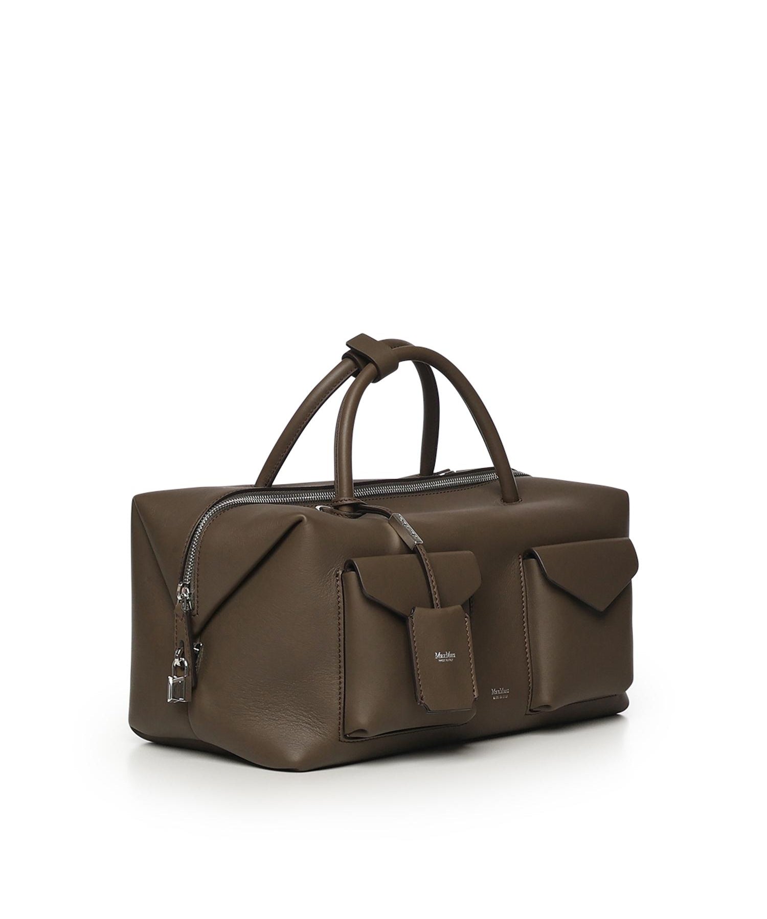 Bauletto large in pelle con tasche 2614511011600 002 MAX MARA 