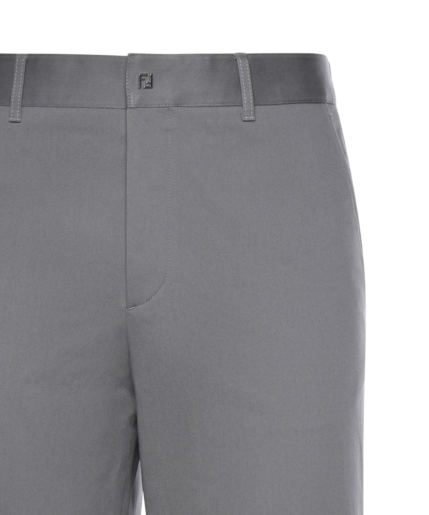 Pantaloni in gabardine FB1076 AQMVF0DUC FENDI 