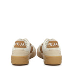 Sneakers V-90<BR/> VD2020915  VEJA 