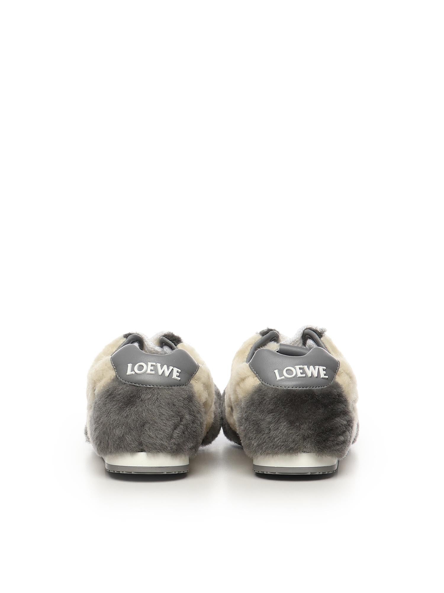 Sneaker Ballet Runner 2.0 in shearling L814282X73 8881 LOEWE 