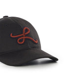 Cappello con applicazione L in cotone K820358XAJ 1100 LOEWE 