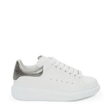 Sneakers oversize in pelle con talloncino a contrasto 553770 WHFBU9042 ALEXANDER McQUEEN 