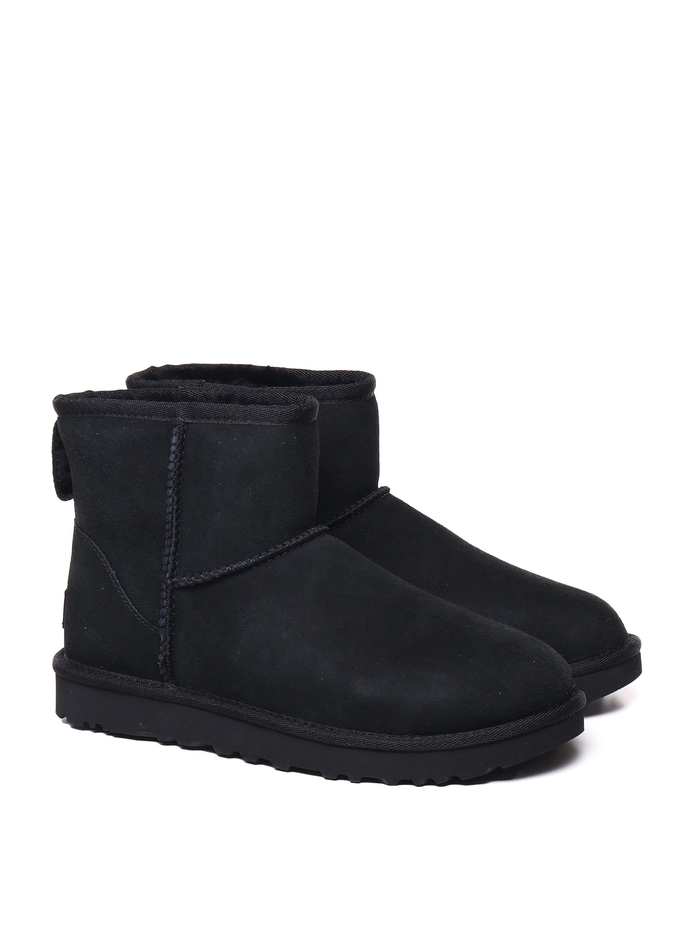 Stivali Mini Classic II <BR/> 1016222 BLK UGG 