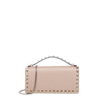Portafoglio con catena Rockstud in vitello 7W2P0AK2 VSHP45 VALENTINO GARAVANI 