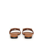 Slide Baguette in pelle 8R8136 AE7TF1C4R FENDI 