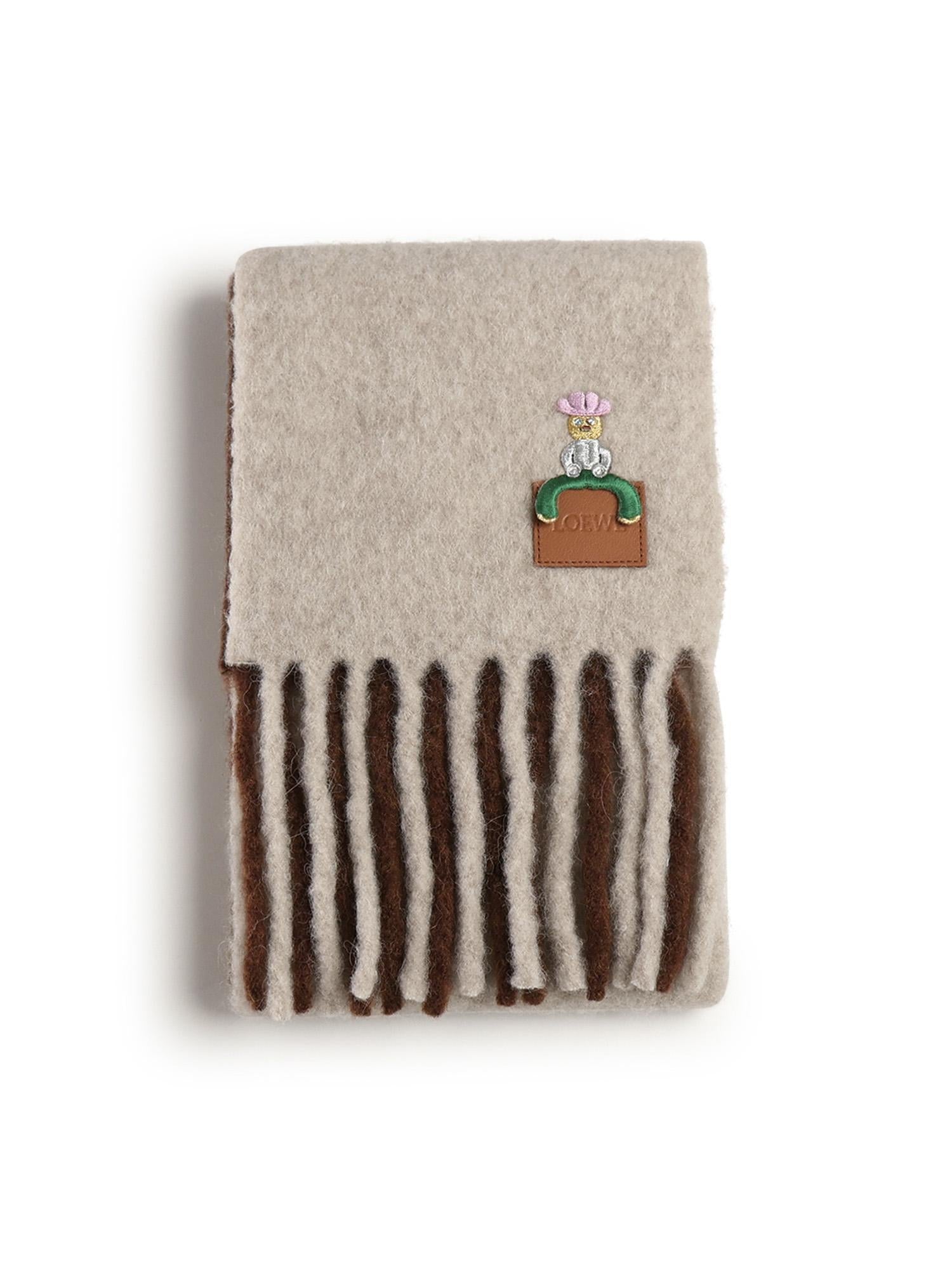 Sciarpa in misto lana e alpaca FSA7SS1W01 1225 LOEWE 