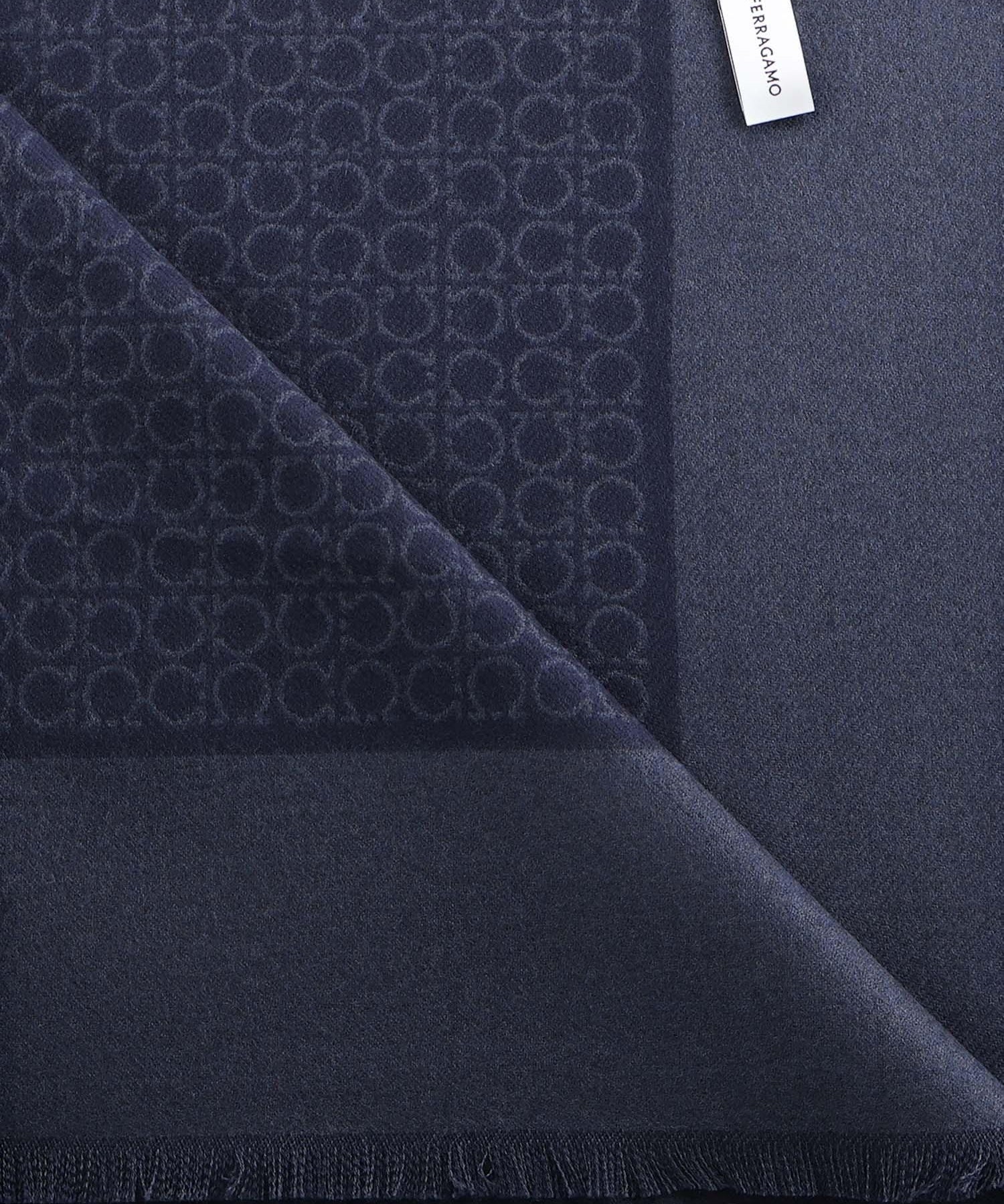 Sciarpa Gancini in cashmere 527047 671682001 FERRAGAMO 