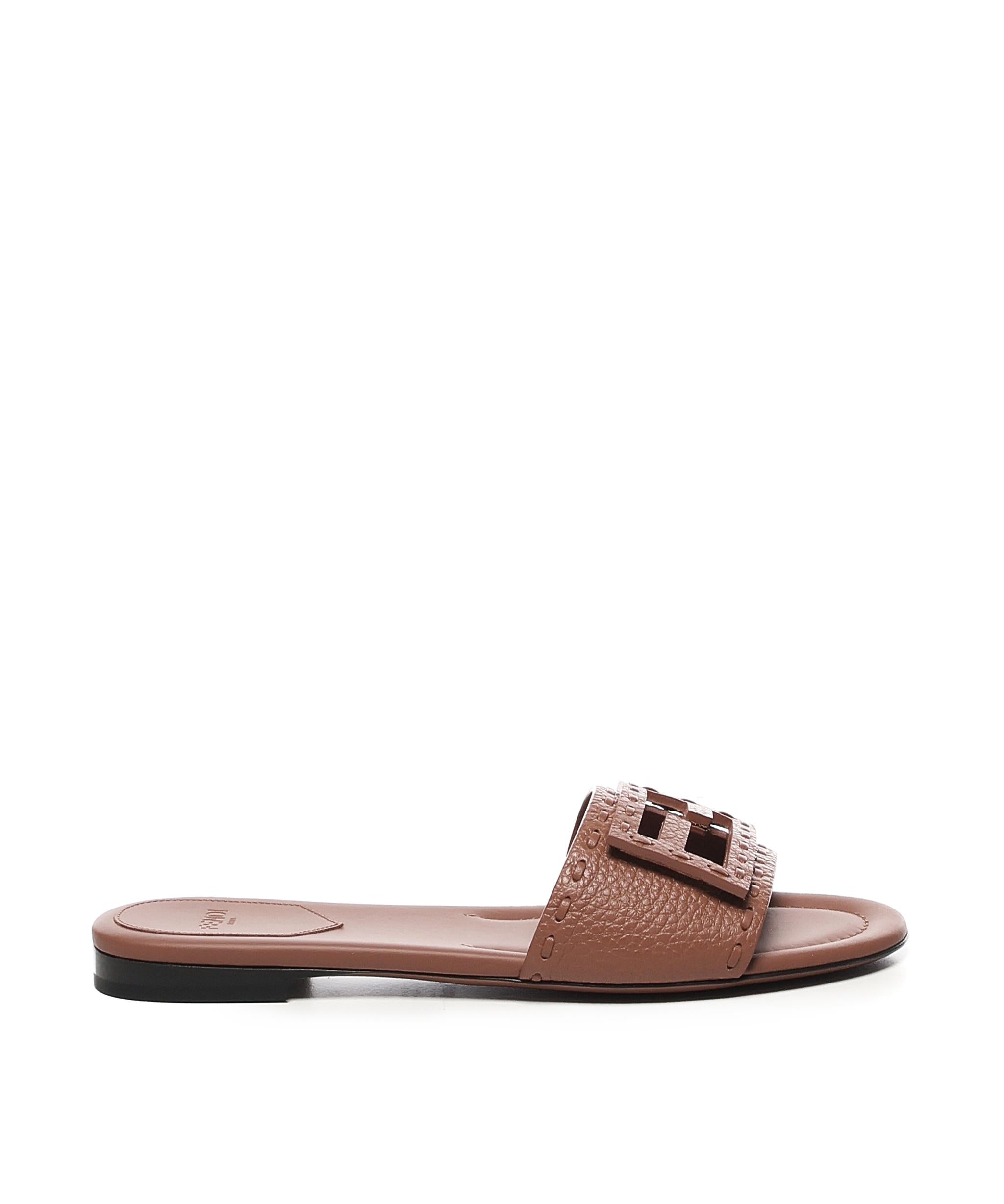 Slides Baguette in pelle 8R8136 AQY2F1STQ FENDI 