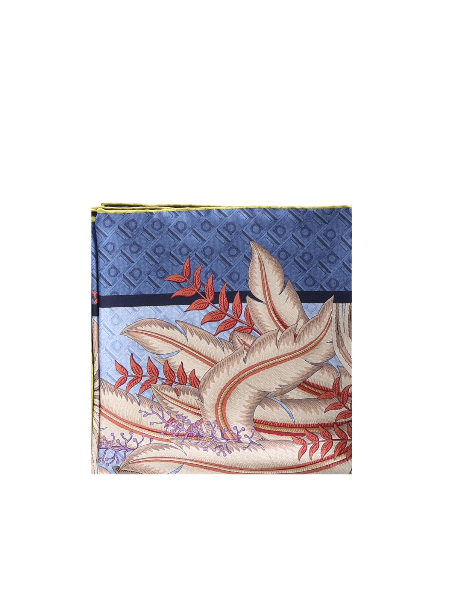 Foulard in seta con stampa 310215 785335001 FERRAGAMO 