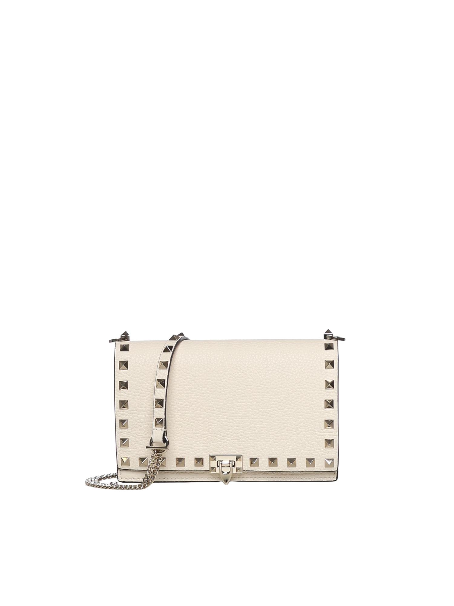 Mini bag con catena Rockstud in vitello granato 8W2P0Y59 VSHI16 VALENTINO GARAVANI 
