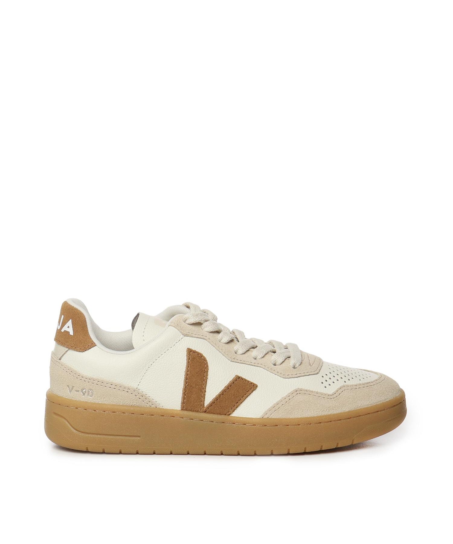 Sneakers V-90<BR/> VD2020915  VEJA 