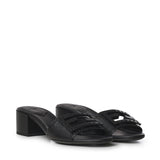 Slide Baguette in pelle 8R8862 AQY2F0QA1 FENDI 
