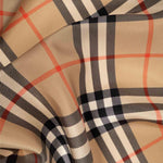 Foulard in seta Check<BR/> 8113048 A2021 BURBERRY 