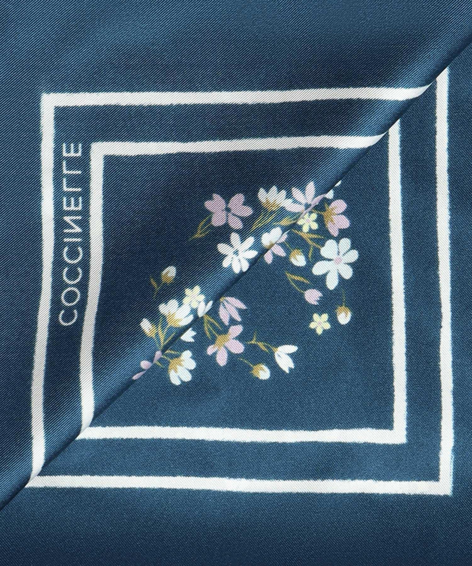 Foulard in seta con stampa E7UYE380101 M16 COCCINELLE 