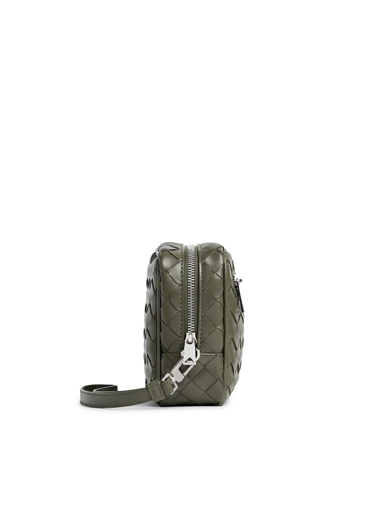 Pochette Intrecciato con cinturino 777390 V2HL13248 BOTTEGA VENETA 