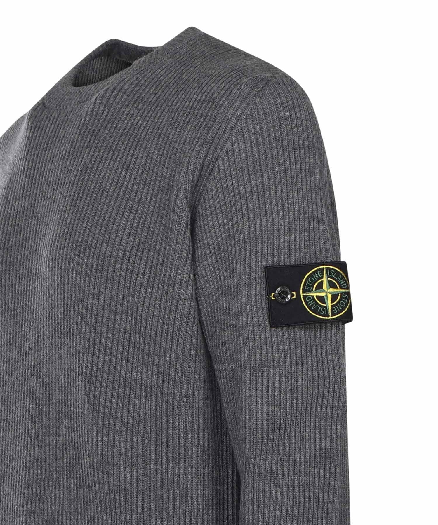 Maglione con bordi a costine K2S155100053 S00C2V0M67 STONE ISLAND 
