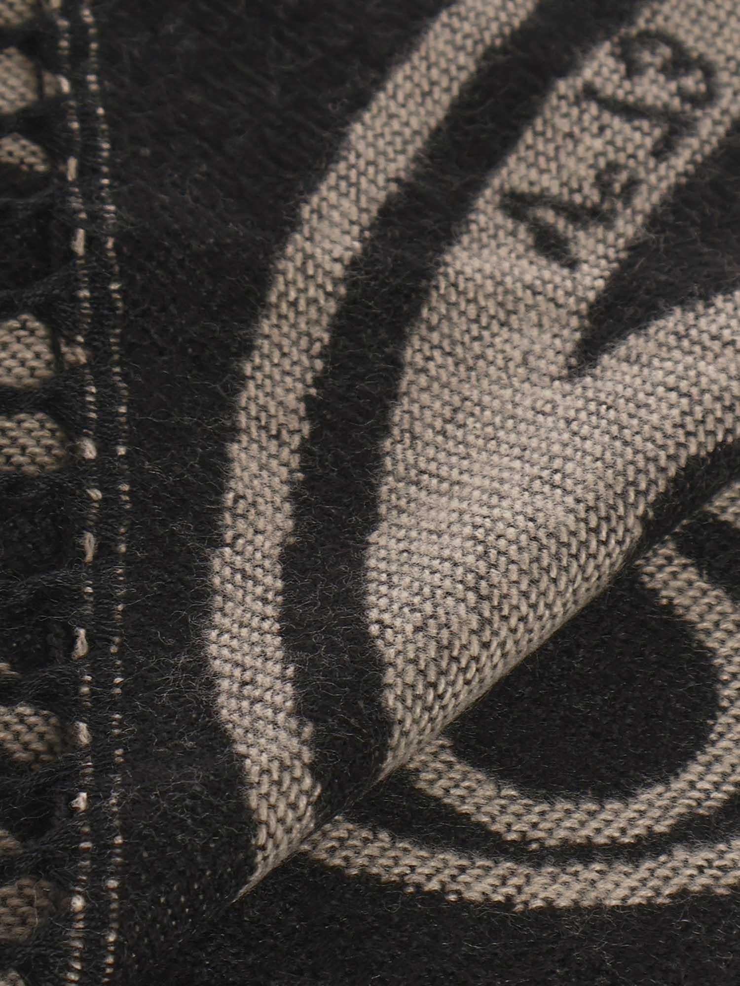 Sciarpa caroline jacquard 73SP8FT03 CAROLINENATURALE/NERO V° 73 