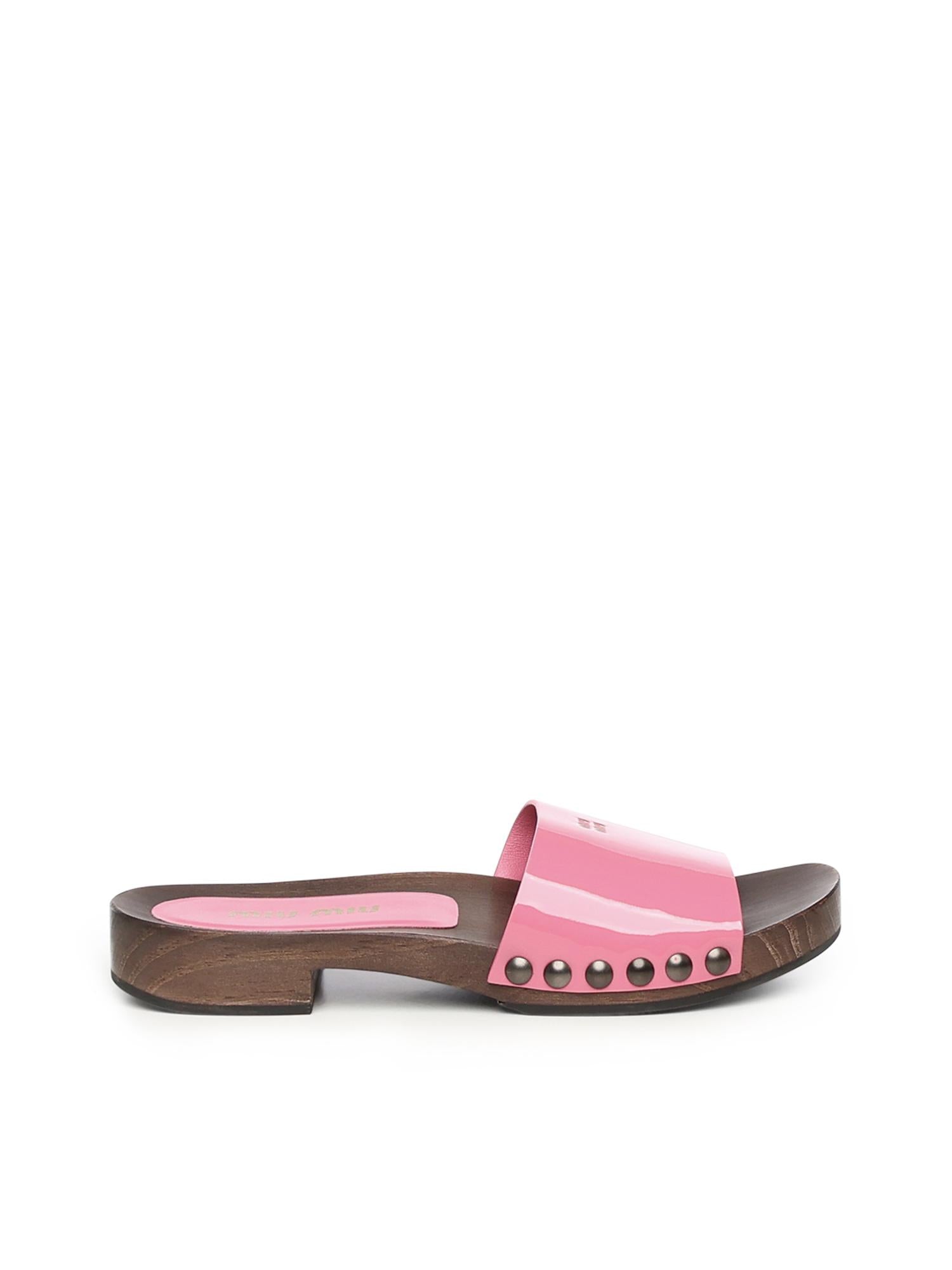 Zoccoli in vernice con logo 5Z425E 069F0638 MIU MIU 
