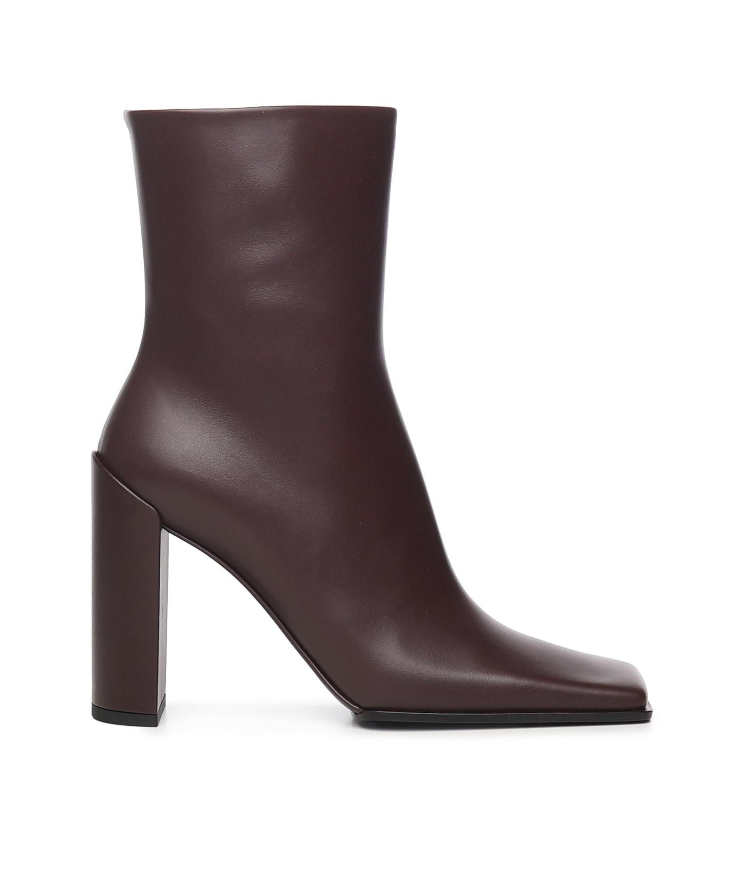 sTIVALETTI SQUARE IN PELLE DI VITELLO AA3O2009I052 719 ALAIA 