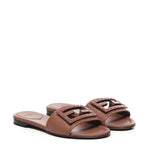 Slides Baguette in pelle 8R8136 AQY2F1STQ FENDI 