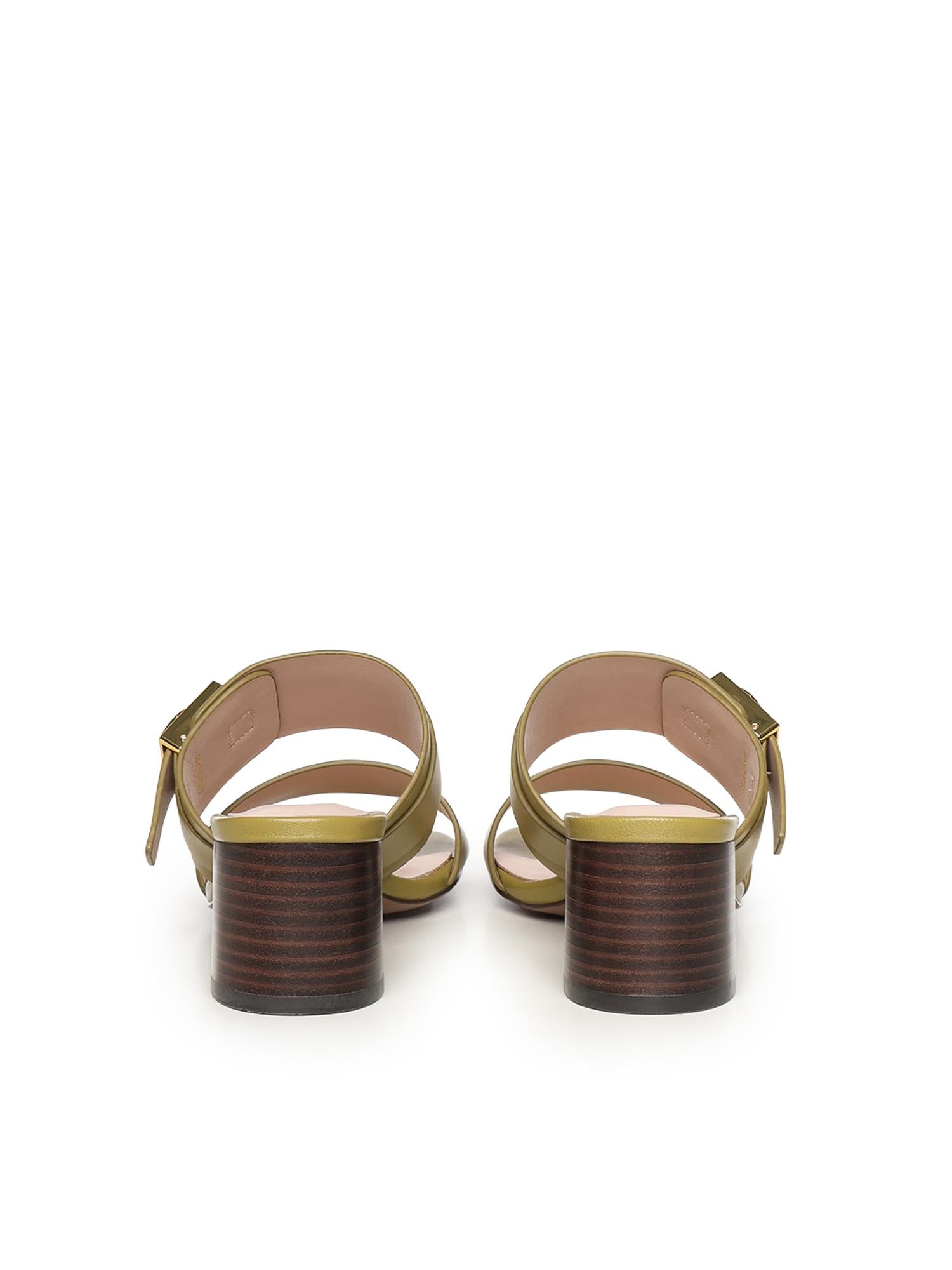 Mules C-Me Lock in pelle E4U7Q170201 G43 COCCINELLE 