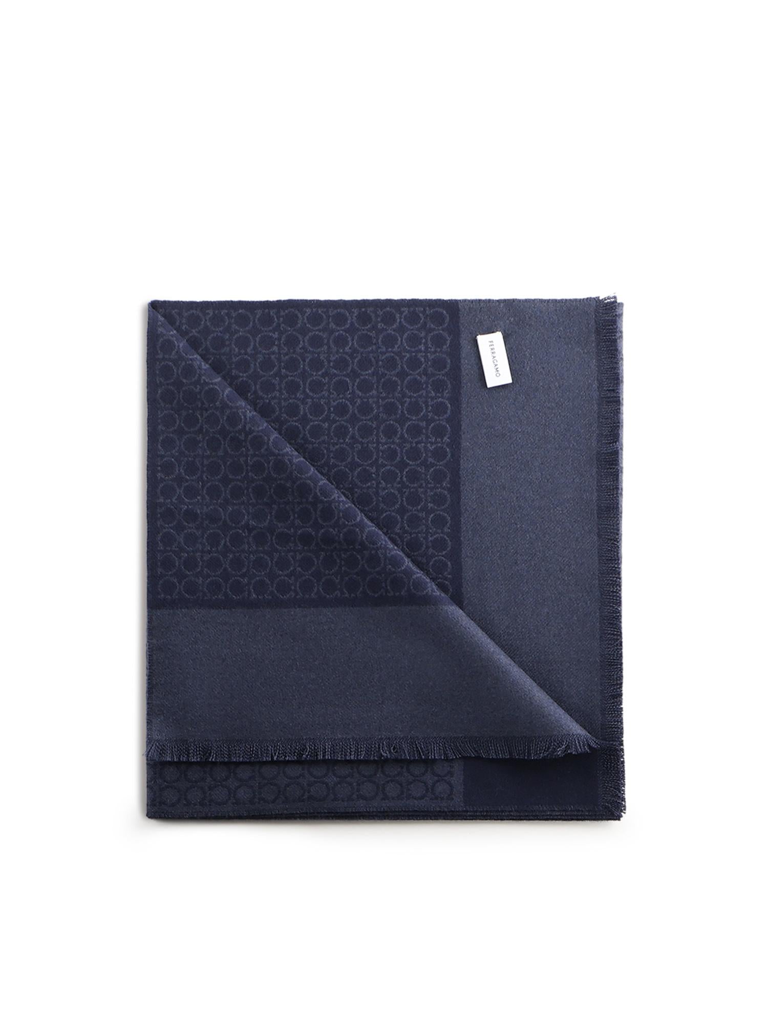 Sciarpa Gancini in cashmere 527047 671682001 FERRAGAMO 
