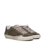 Sneakers Deconstructed 11030AA8 MILITARY CRIME LONDON 