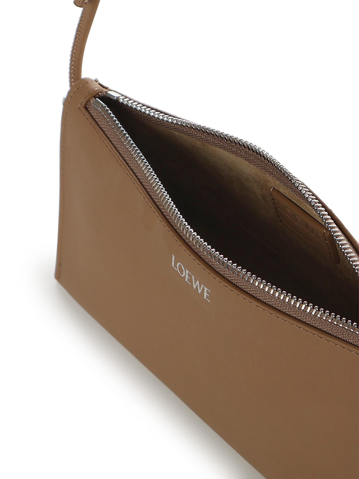 Pouch Joya in nappa di vitello C630R10X03 9579 LOEWE 