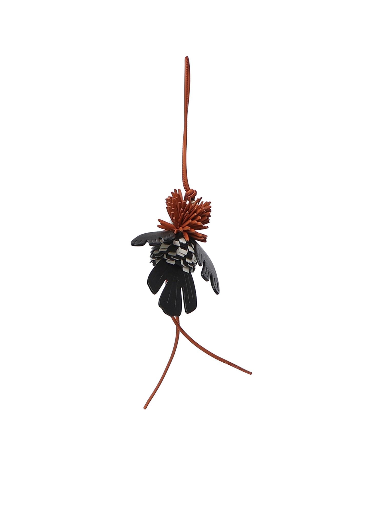 Ciondolo Hoopoe bird in pelle di vitello CCFC232X19 9101 LOEWE 