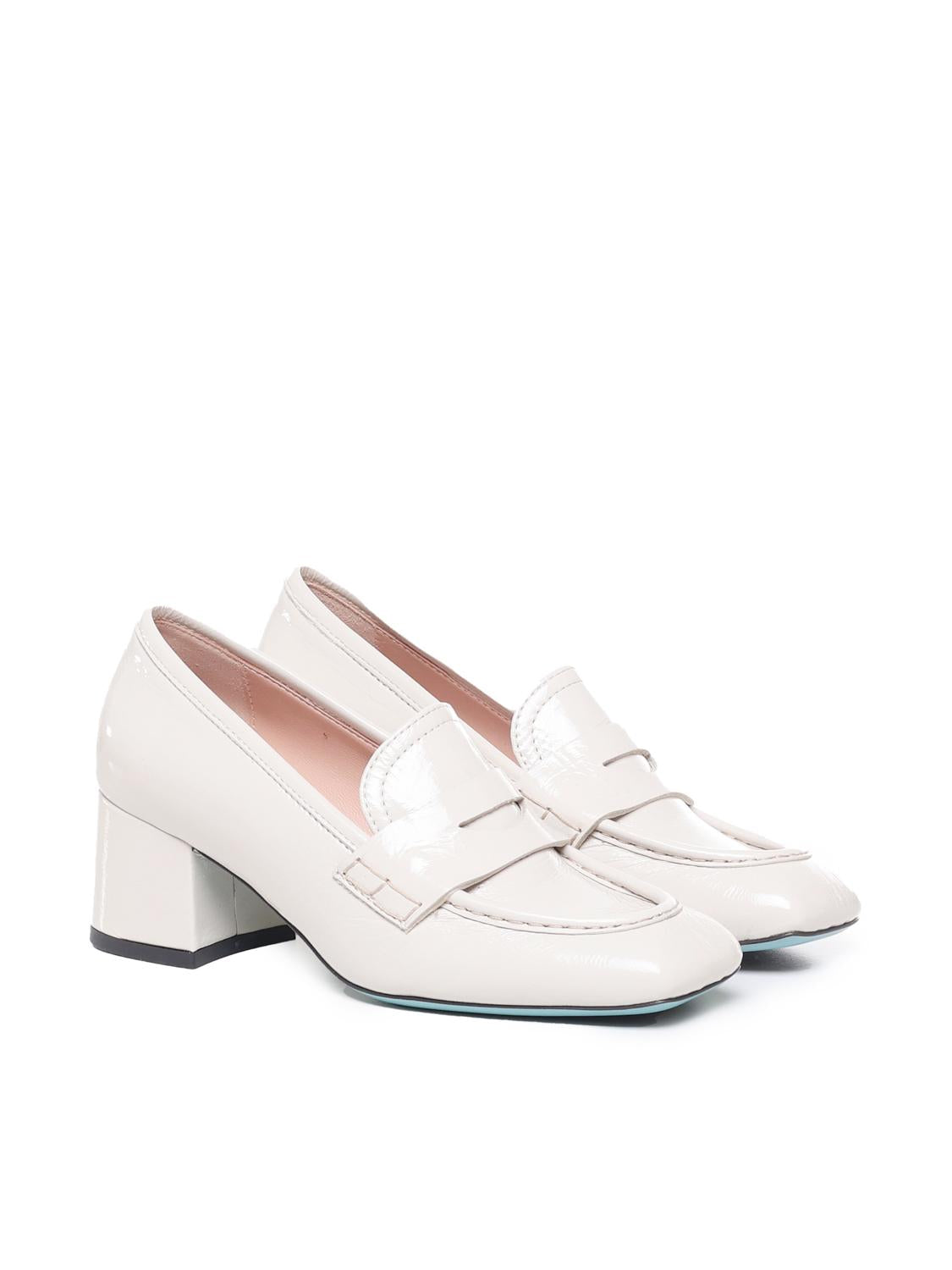 Mocassino in vernice con tacco<BR/> CELESTE 02 VERLUXMILK FRATELLI RUSSO 