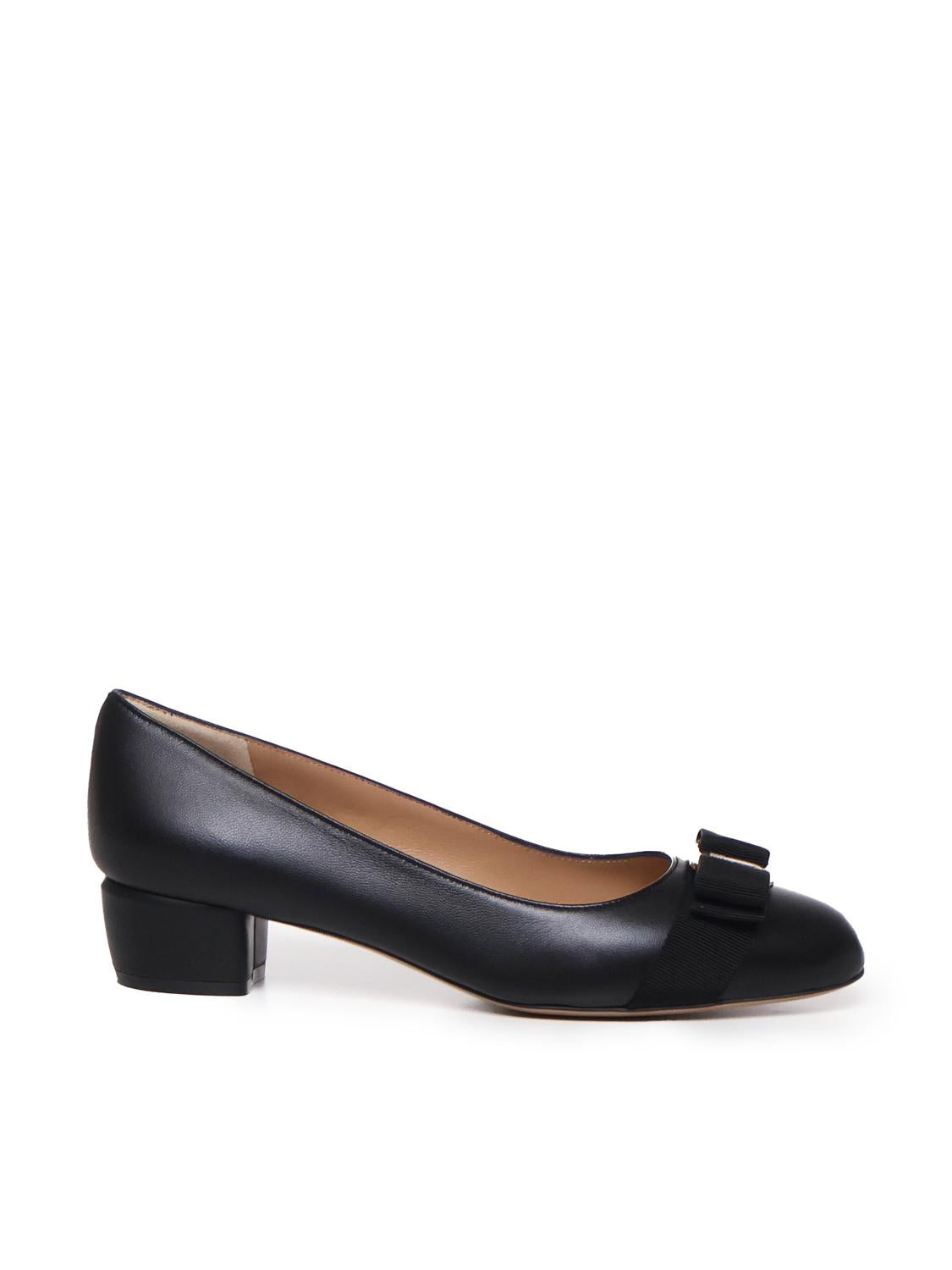 Décolleté Vara in pelle d'agnello 01I745 775750003 FERRAGAMO 