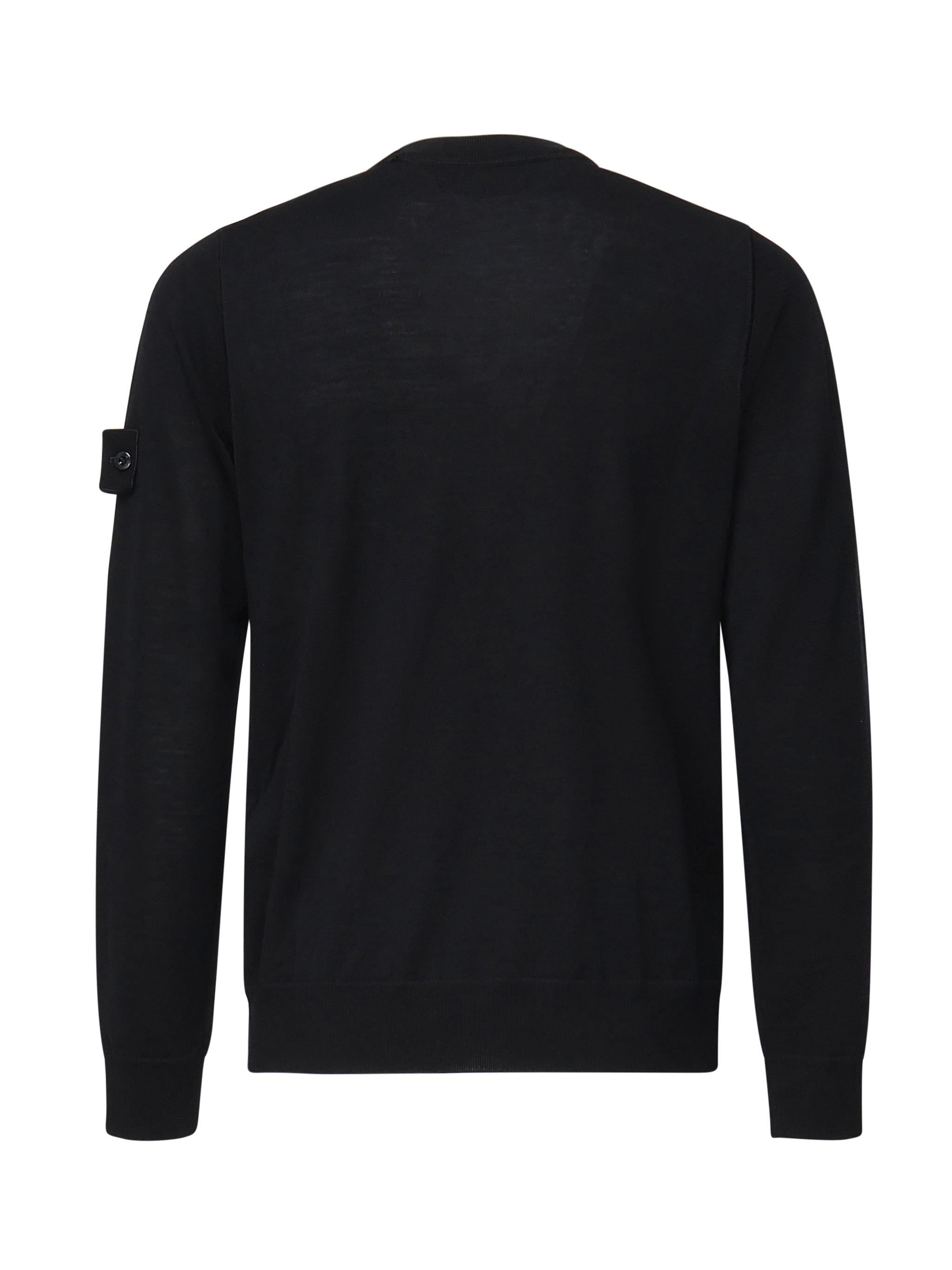 Maglione girocollo con cuciture overlock e costine K1S155100066 S00FCV0020 STONE ISLAND 