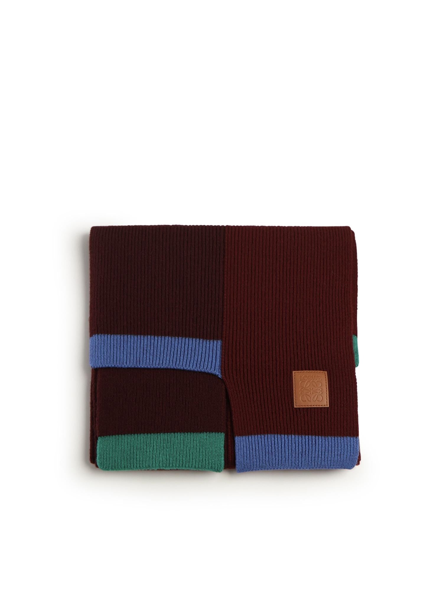 Sciarpa asimmetrica in lana FSA8S3SK01 6654 LOEWE 