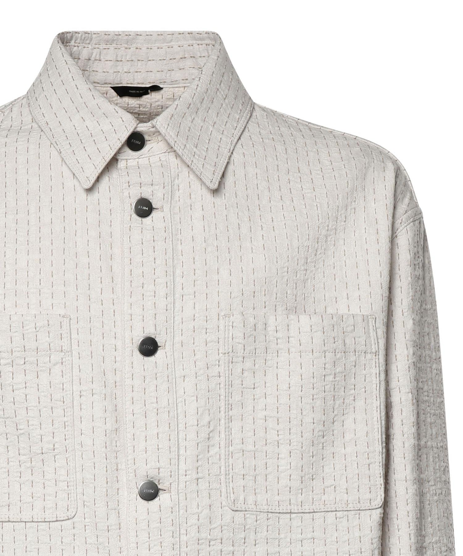 Overshirt in denim con impunture FW1410 AWMLF08QQ FENDI 